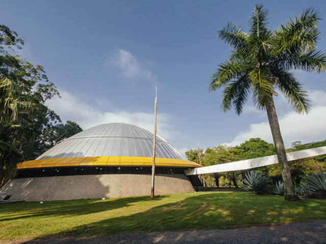 O Planetário do Ibirapuera funciona de terça-feira a domingo, com entrada gratuita