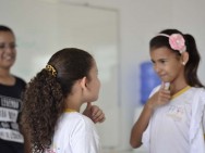 Oficinas de Libras serão oferecidas nas escolas de Sumaré