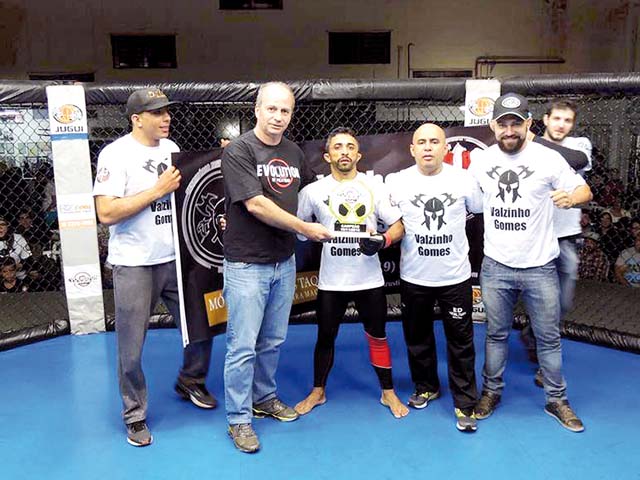 Atletas de Indaiatuba se destacaram em mais uma edição do Evolution de MMA