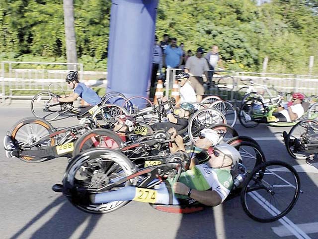 Setenta e um atletas se inscreveram para as competições em quatro modalidades