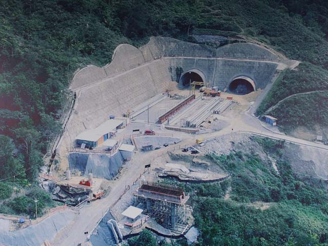 Túnel da obra dos Contornos da Rodovia dos Tamoios é aberto nesta sexta-feira (13