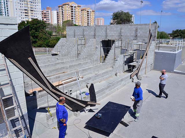 Construção Pista 