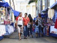 Feiras de artesanato estão na Praça Coronel Fernando Prestes e na Praça do Rosário