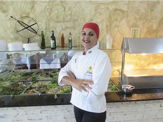 A Chefe Executiva de Cozinha Dione Coimbra de Figueiredo 