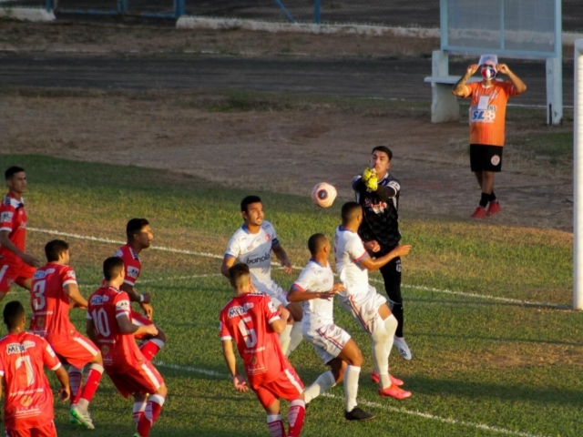 Fantasma vem de um empate por 0 x 0 contra a Penapolense, em Penápolis 