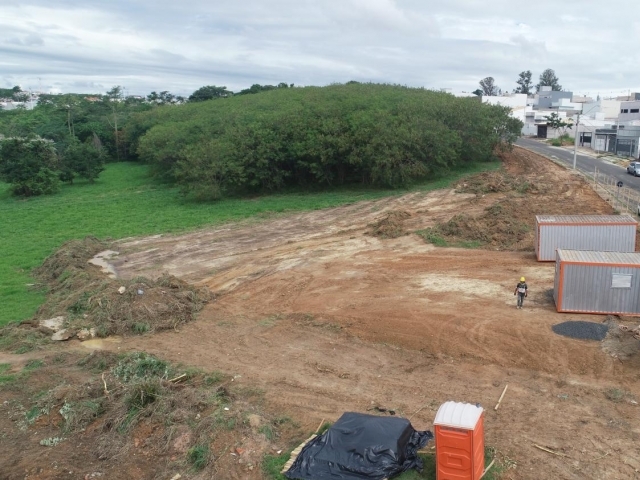 Local onde começou a ser construído o complexo educacional do Jardim Veneza