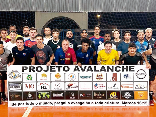 Primeiro treino do projeto Avalanche Kids, no Jardim Paulista