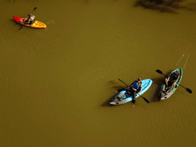 O Parque Maeda possui um dos únicos lagos artificiais voltados à prática do caiaque fishing no Brasil