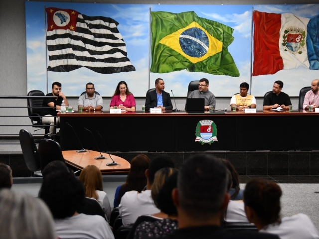 Padres vão à Câmara falar sobre a fome, tema da Campanha da Fraternidade
