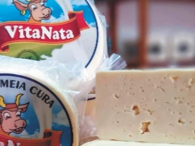 Queijo meia cura VitaNata, vem diretamente de Brasópolis/MG, na Serra da Mantiqueira