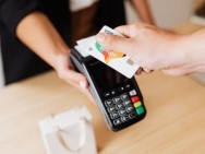 Ipem-SP alerta sobre cuidados na compra de produtos para o Dia das Mães 