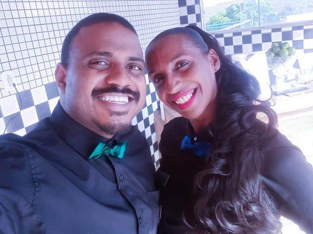 Casal e sócios da Garagem 112 Bartender, Murilo da Silva e Virlene Ferreira da Silva 