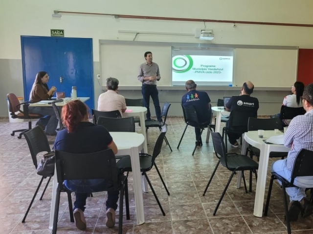 Interlocutores do Programa reunidos no Bosque do Saber para discutir novidades no formato da certificação