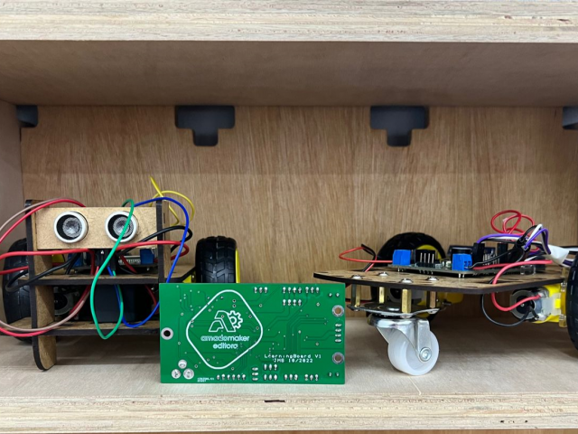 Placa para programação desenvolvida pela Amado Maker