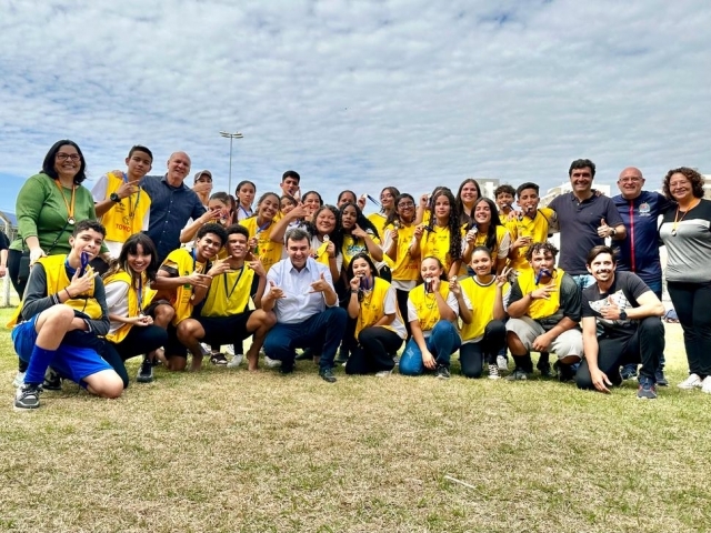 Ao todo 200 jovens do projeto Cras Jovem participaram das atividades