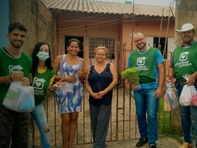 Com foco em economia criativa, cidadania e sustentabilidade eles ajudam diversas famílias 