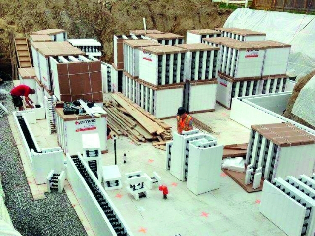 As construções com ICF apresentam canteiro de obra limpo com redução drástica dos lixos gerados 