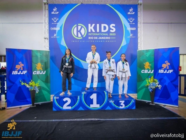 Malu conquistou o primeiro lugar no campeonato Internacional Kids do Rio de Janeiro 2023 da IBJJF