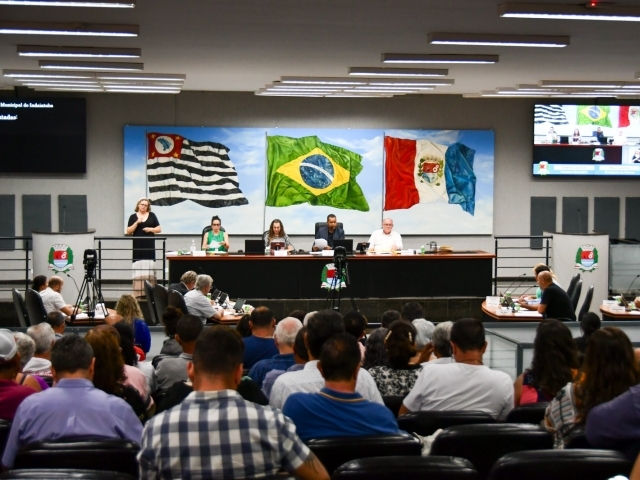 Entre as datas está a Festa de Nossa Senhora da Candelária