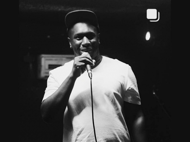Para Vini Alceu, tanto o rap quanto a poesia marginal são importantes na formação dos adolescentes
