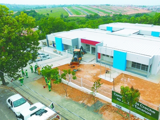 Creche em construção no Jardim Tucanos