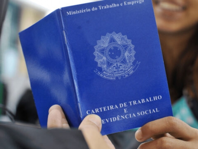 A oportunidade do primeiro emprego, é destinada a jovens a partir de 16 anos