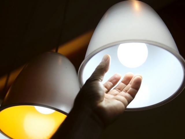 Contas de luz estão sem cobrança extra desde abril de 2022