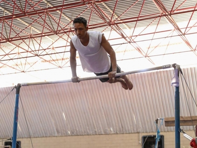 Objetivo de formar novas turmas de competição na modalidade Ginástica Artística Masculina