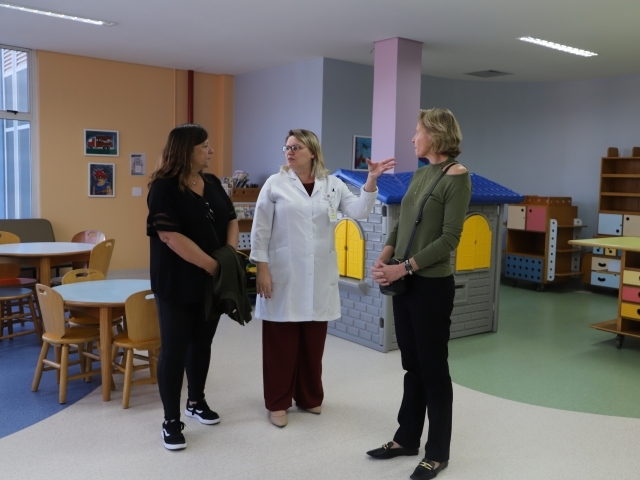 Janaina Camargo e Margareth Venturinelli conheceram a estrutura do Hospital Amaral Carvalho