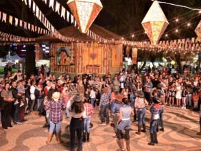 Festas Juninas ganham destaque e movimentam o comércio na região