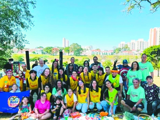 O projeto Tia Lê conta com cerca de 30 voluntários