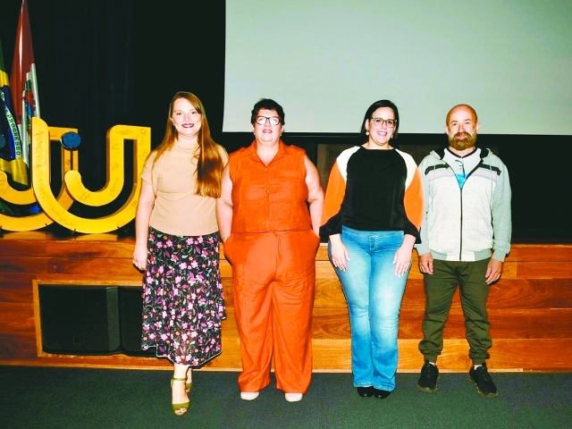 Autoridades e pesquisadores marcaram presença no lançamento do aplicativo na UniMAX