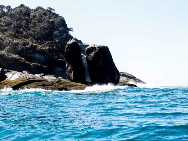 Cada uma das praias paulistas é monitorada; plataforma, que é aberta ao público, tem a capacidade de receber dados meteorológicos e oceanográficos 