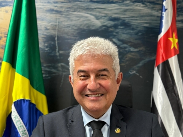 Senador e astronauta Marcos Pontes é destaque de capa