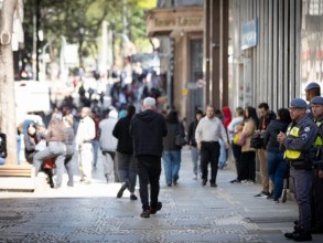 Governo de SP assina decreto autorizando contratação de PMs da reserva para cargos administrativos