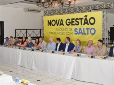 Geraldo Garcia apresenta equipe de secretários e a criação da Secretaria de Comunicação e Turismo