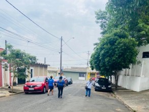 Agentes de prevenção e combate à dengue visitam região do Santa Cruz