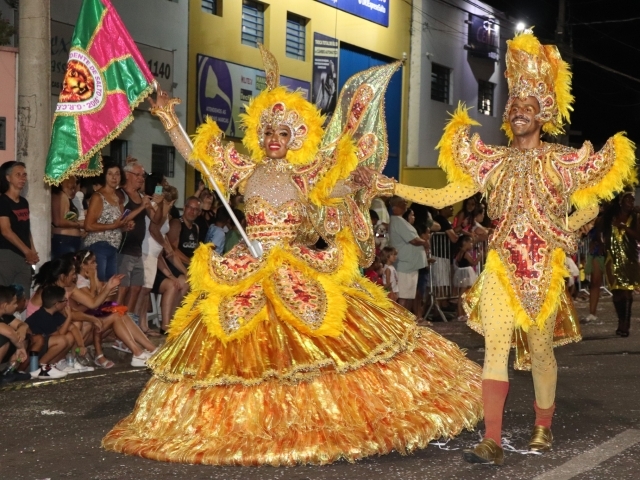 A realização do Carnaval demanda muitas despesas