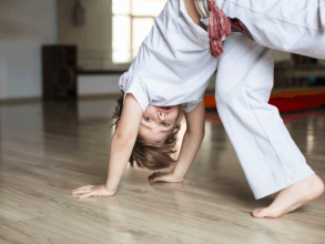 Aulas de capoeira chegam ao bairro Sete Fogões em Rafard