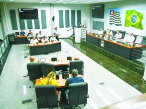 Legislatura completa 100 dias com mais de 1 mil matérias apresentadas