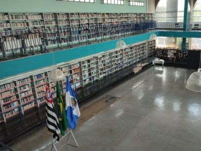 Projeto Domingou terá contação de histórias, música e feira de troca de livros