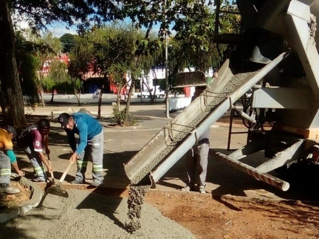 Secretaria de Serviços Urbanos e Meio Ambiente trabalha na revitalização do trecho inicial do Parque