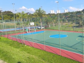 Secretaria de Serviços Urbanos e Meio Ambiente faz revitalização em área de lazer do Colinas I
