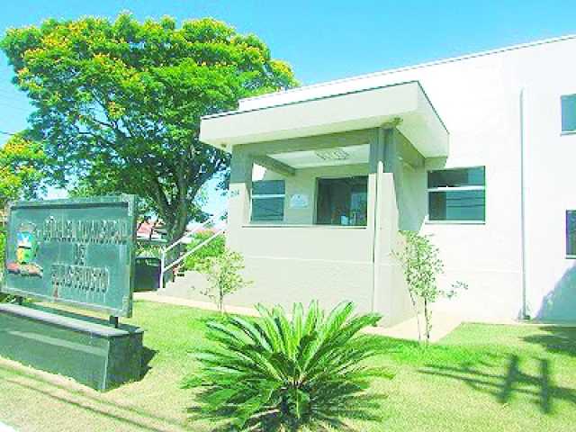 Justiça suspende lei da Câmara de Elias Fausto que excluía Prefeitura de conselho de planejamento
