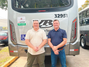 Elias Fausto recebe nova frota de ônibus em parceria com a VB Transportes