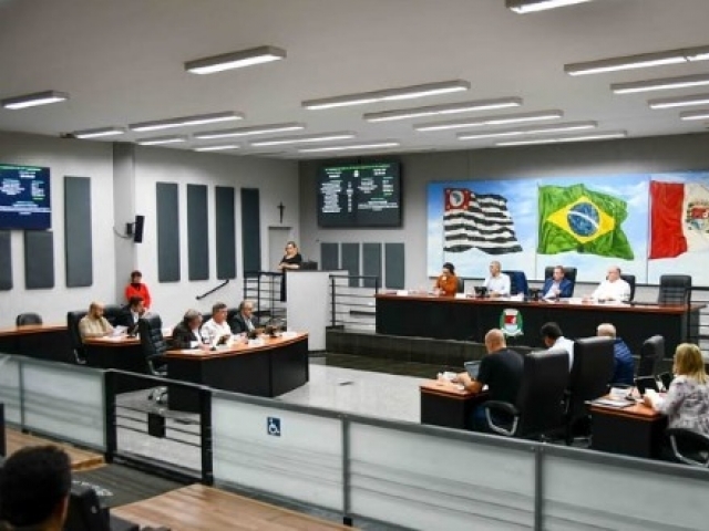 Indaiatuba tem um custo per capita com vereadores de R$ 77,42 por habitante 