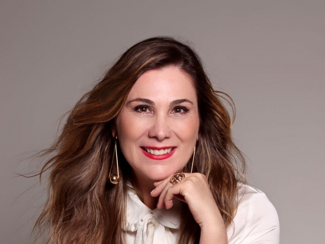 Fabiane D'ell Antônio é autora da obra que destaca importância de uma vida sexual saudável 