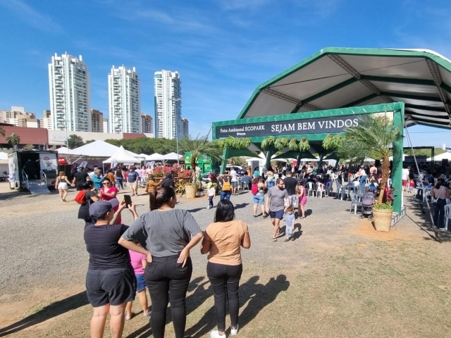 EcoPark teve exposição de serviços, de animais, passeios, brincadeiras, oficinas educativas, teatro e música