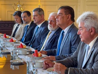 Missão oficial do Senado inicia diálogos nos EUA pelo fim do tarifaço 