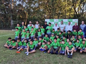 Projeto Academia de Talentus realiza entrega de uniformes e fortalece parceria para o Esporte